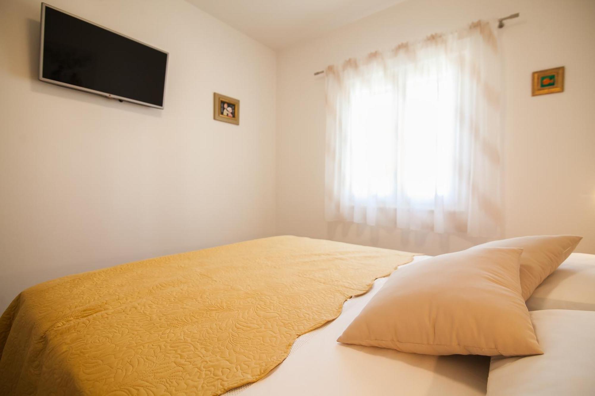 Sirius Apartments ボル エクステリア 写真