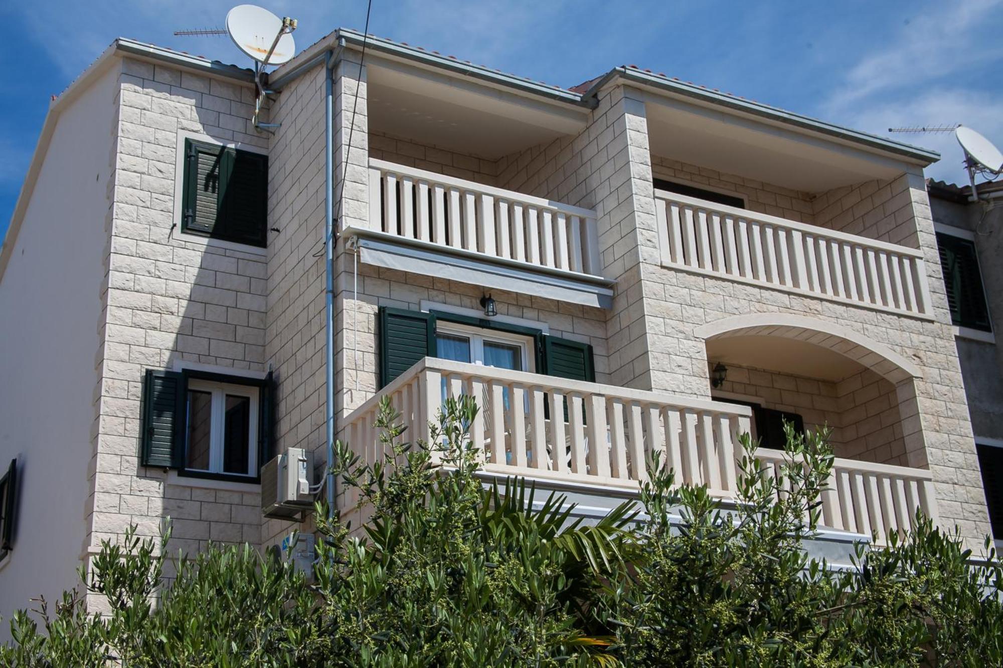 Sirius Apartments ボル エクステリア 写真